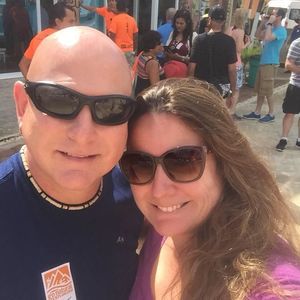 Meet your Posher, Connie